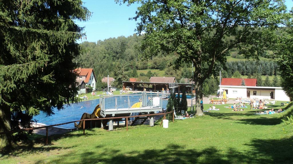Karin'S Behagliche Ferienwohnung Benshausen Luaran gambar